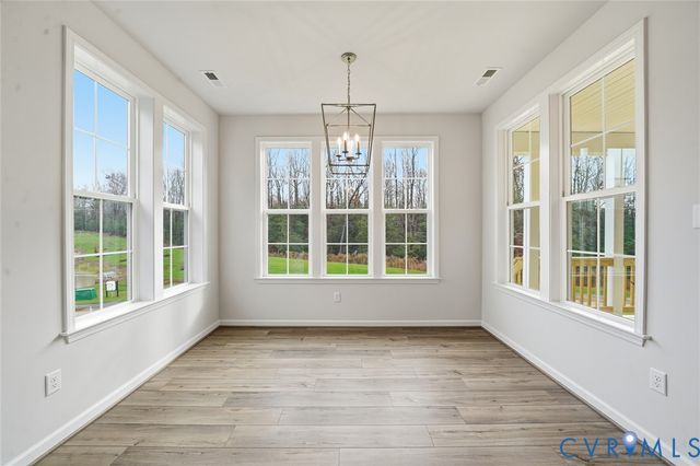 7237 Sommervale Dr, Moseley, VA 23120