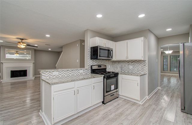 2005 Village Park Drive, Missouri City, TX 77489