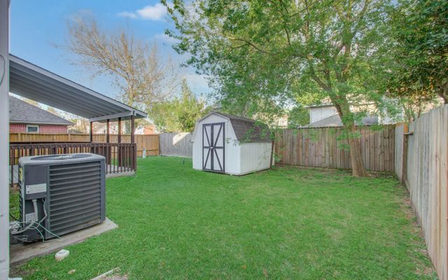 2005 Village Park Drive, Missouri City, TX 77489