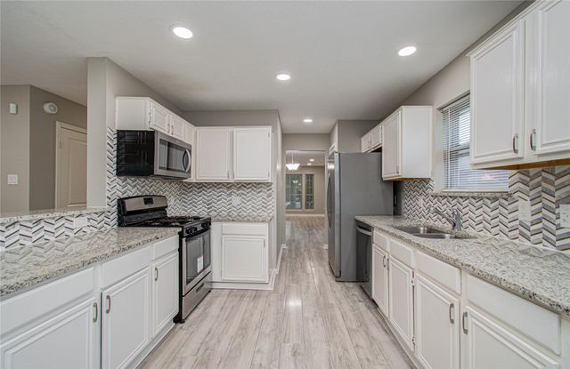 2005 Village Park Drive, Missouri City, TX 77489