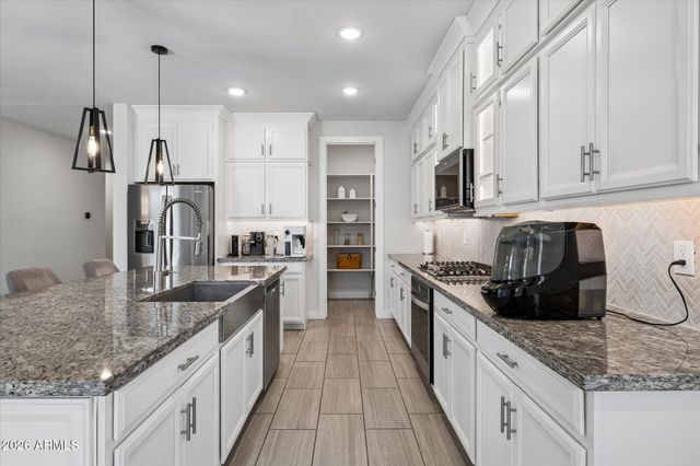 8521 S 69TH Lane, Laveen, AZ 85339