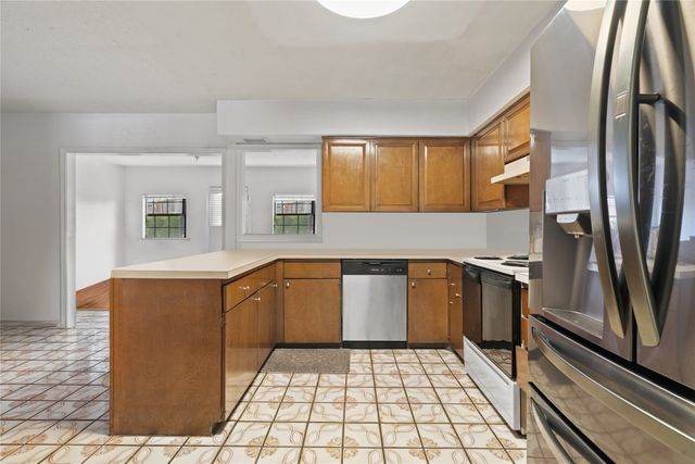 11926 Leisure Drive, Dallas, TX 75243