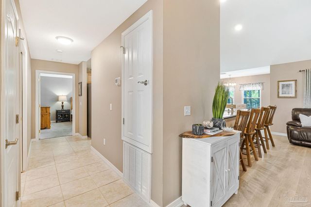 1677 Village Pkwy, Gulf Breeze, FL 32561