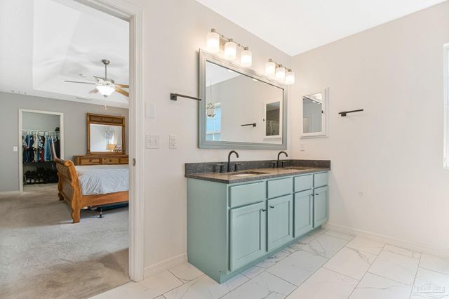 1677 Village Pkwy, Gulf Breeze, FL 32561