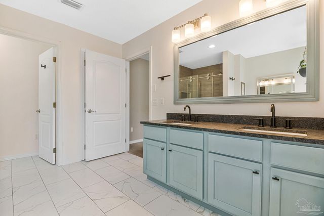 1677 Village Pkwy, Gulf Breeze, FL 32561