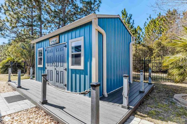 1677 Village Pkwy, Gulf Breeze, FL 32561