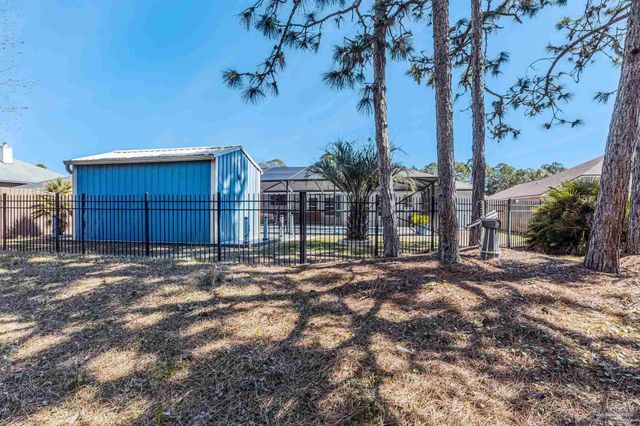 1677 Village Pkwy, Gulf Breeze, FL 32561