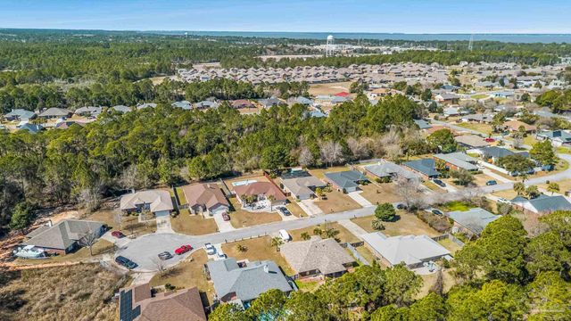 1677 Village Pkwy, Gulf Breeze, FL 32561