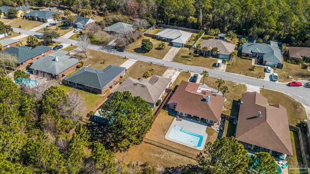 1677 Village Pkwy, Gulf Breeze, FL 32561