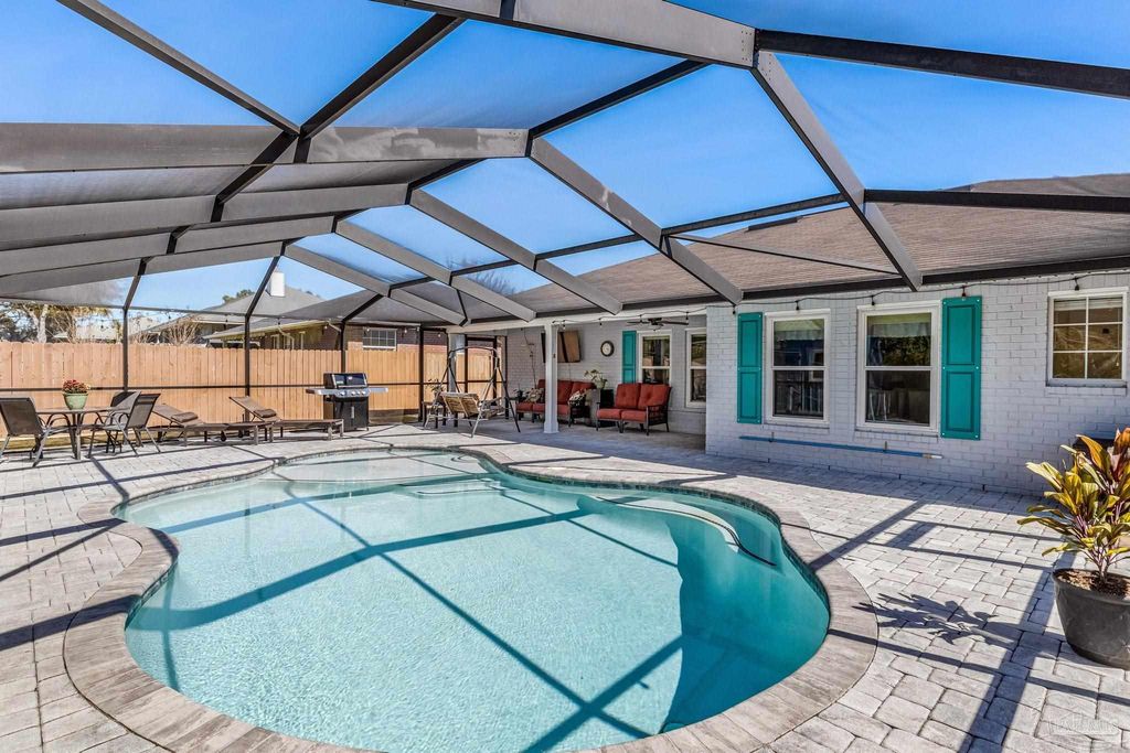 1677 Village Pkwy, Gulf Breeze, FL 32561