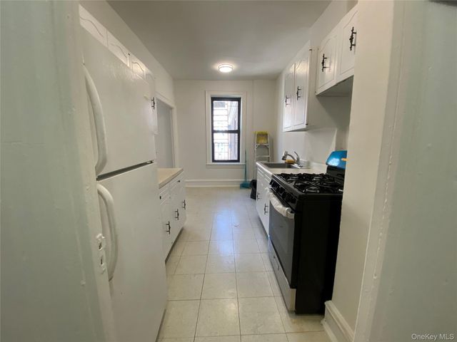 140-30 Sanford Avenue 5A, Flushing, NY 11355