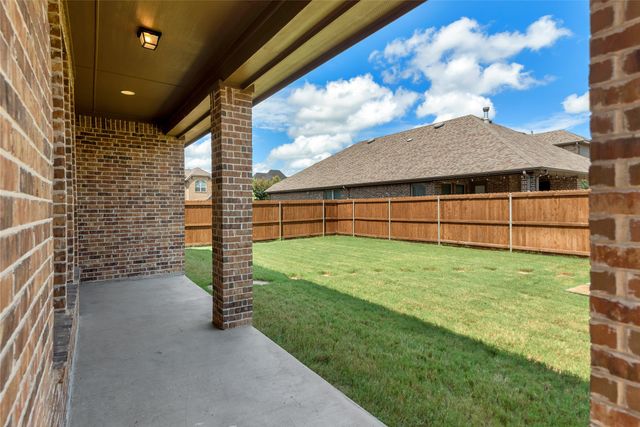1003 Edgefield Lane, Forney, TX 75126