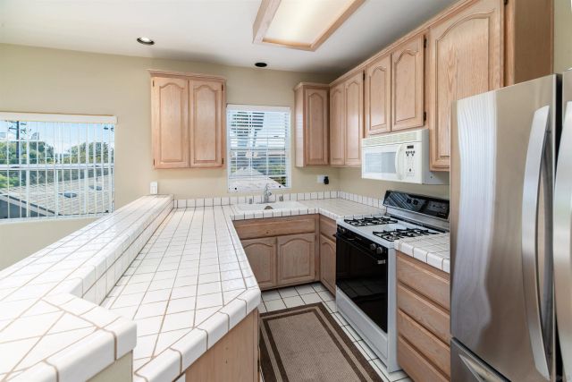919 W LEWIS ST 7, San Diego, CA 92103