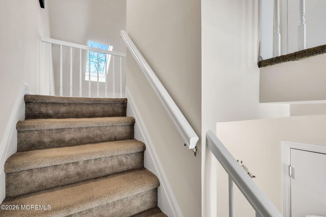 902 Bent Trail, Toms River, NJ 08753