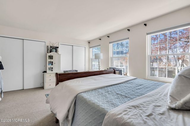 902 Bent Trail, Toms River, NJ 08753