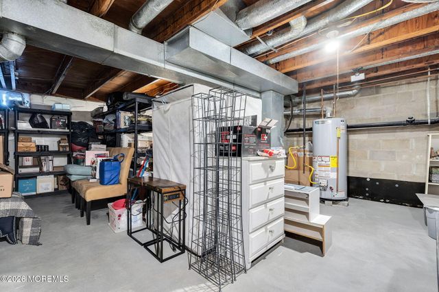 902 Bent Trail, Toms River, NJ 08753