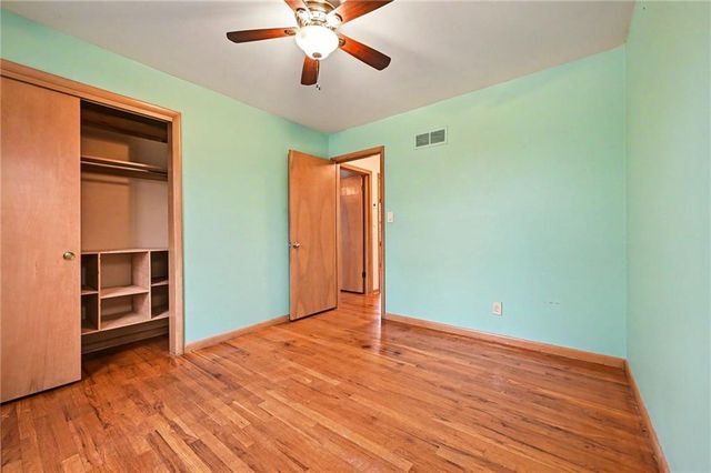 9106 W 97th Street, Overland Park, KS 66212