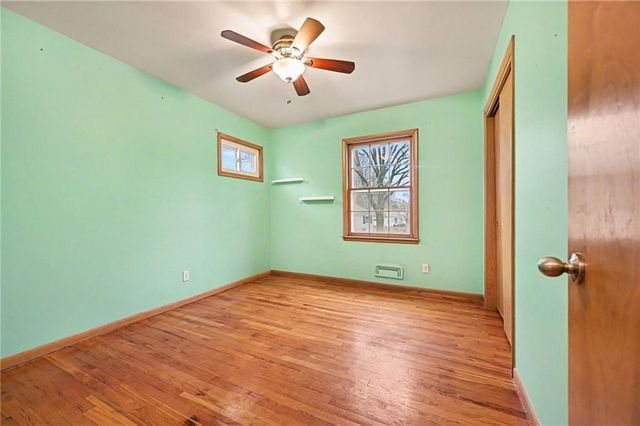 9106 W 97th Street, Overland Park, KS 66212