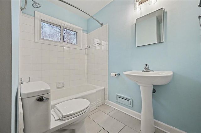 9106 W 97th Street, Overland Park, KS 66212