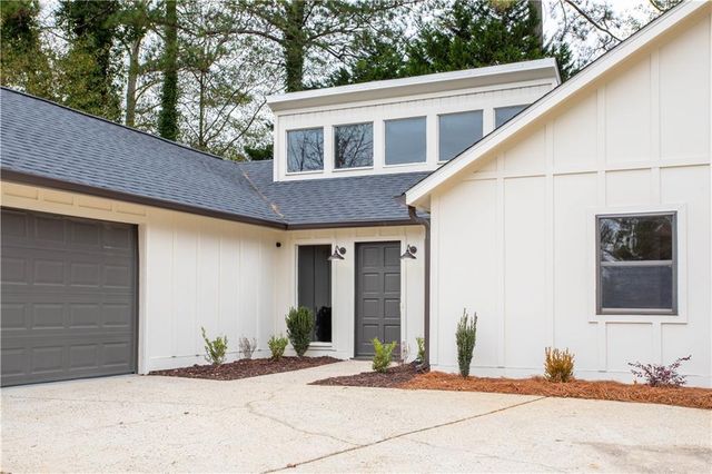 4925 Olaughlin SW Court, Mableton, GA 30126