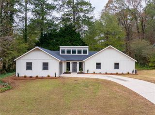 4925 Olaughlin SW Court, Mableton, GA 30126