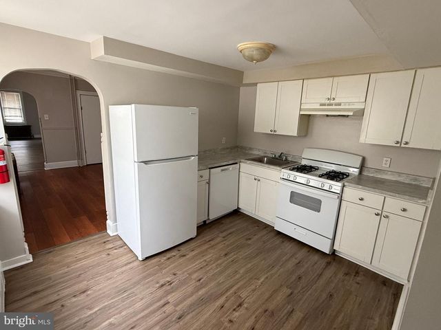 635 BORDENTOWN RD, Burlington, NJ 08016