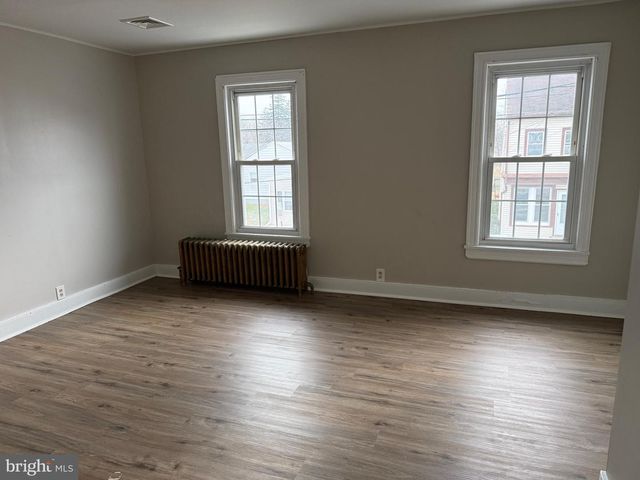 635 BORDENTOWN RD, Burlington, NJ 08016