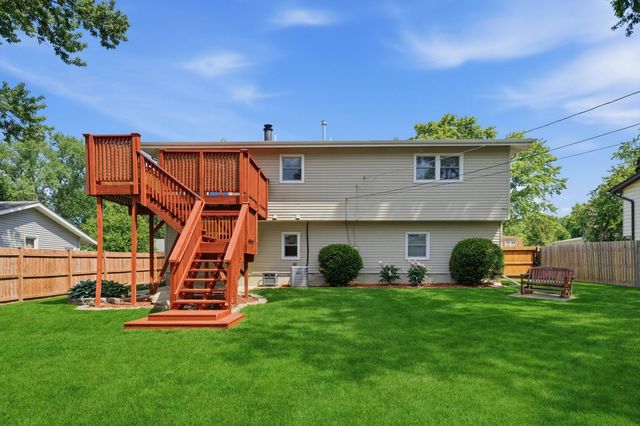 134 Michael Lane, New Lenox, IL 60451