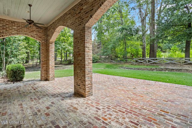 131 Oakhurst Trail, Ridgeland, MS 39157