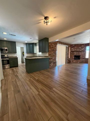 1418 E Williams Street, Tempe, AZ 85281