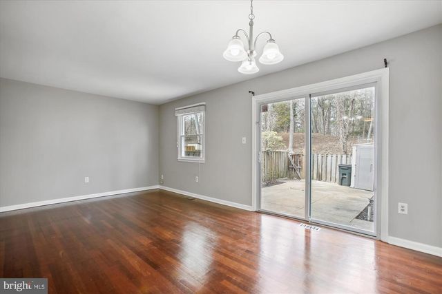 1962 MARINER LN, Woodbridge, VA 22192