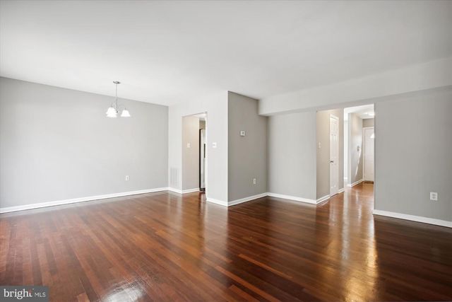 1962 MARINER LN, Woodbridge, VA 22192