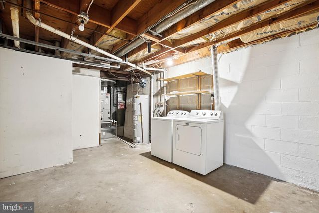 1962 MARINER LN, Woodbridge, VA 22192