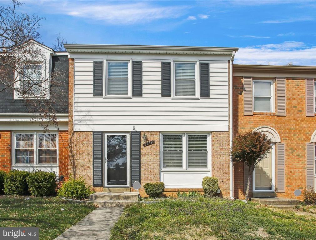 1962 MARINER LN, Woodbridge, VA 22192