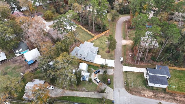 15608 Navajo Trail, Willis, TX 77378