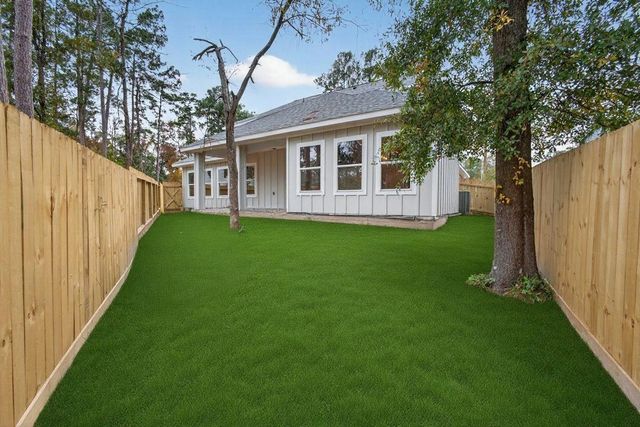 15608 Navajo Trail, Willis, TX 77378