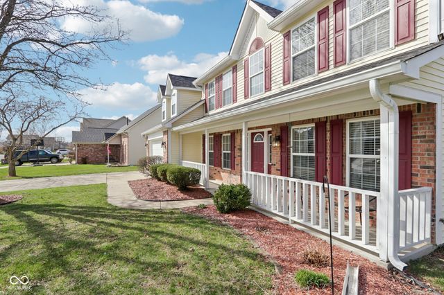 4434 W Windsong Court, New Palestine, IN 46163