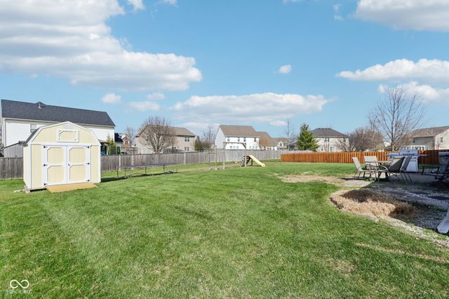 4434 W Windsong Court, New Palestine, IN 46163