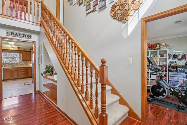 4434 W Windsong Court, New Palestine, IN 46163