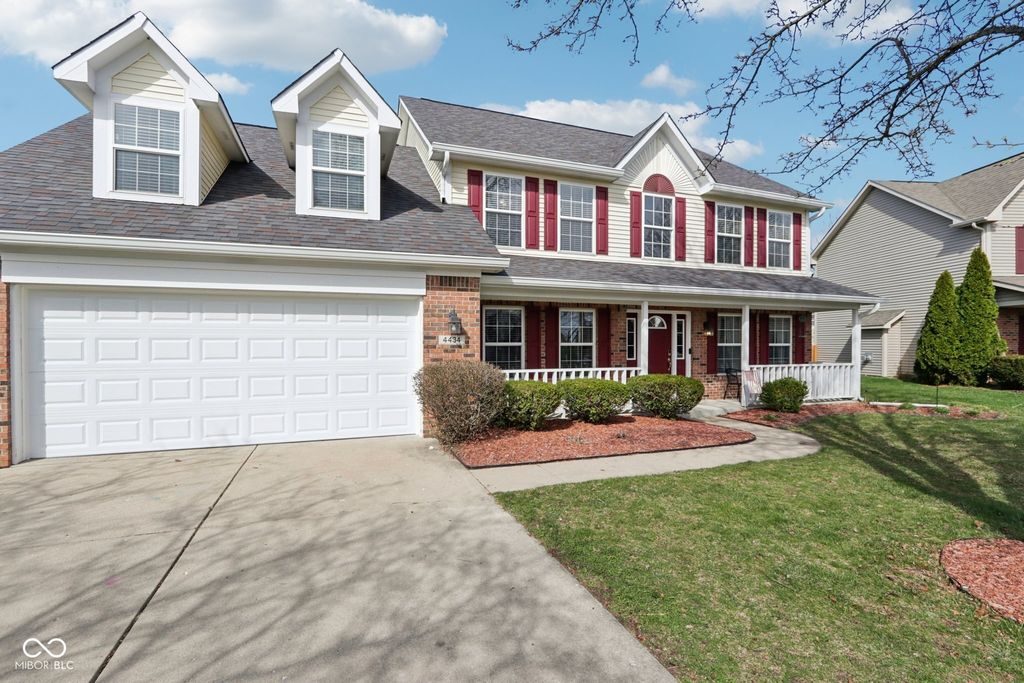 4434 W Windsong Court, New Palestine, IN 46163