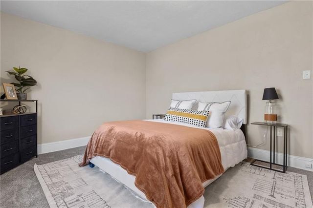 6519 Dean St, Lincoln Larimer, PA 15206