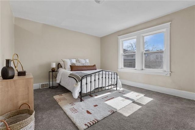 6519 Dean St, Lincoln Larimer, PA 15206