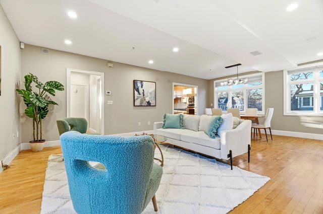 38 Brookford St 2, Cambridge, MA 02140