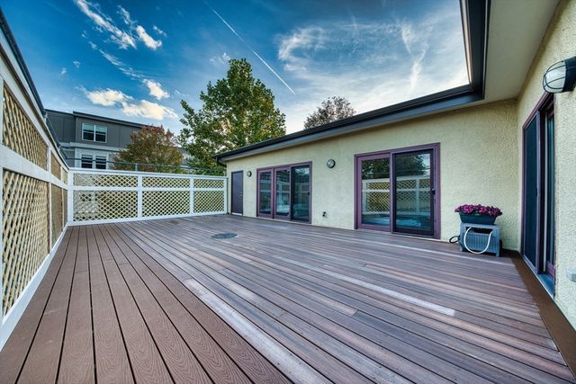 38 Brookford St 2, Cambridge, MA 02140