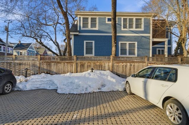 38 Brookford St 2, Cambridge, MA 02140