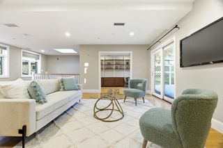 38 Brookford St 2, Cambridge, MA 02140