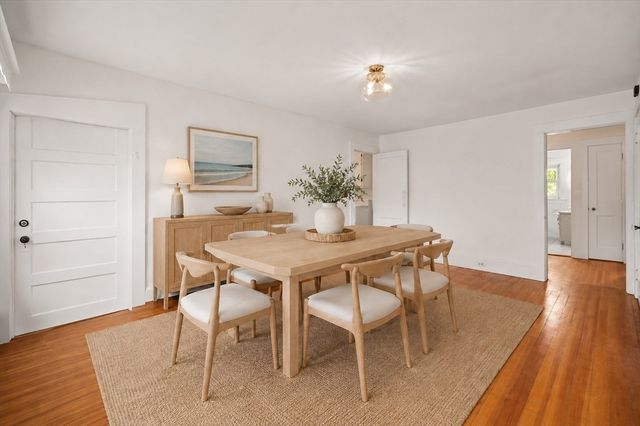 43 Prospect, Falmouth, MA 02540