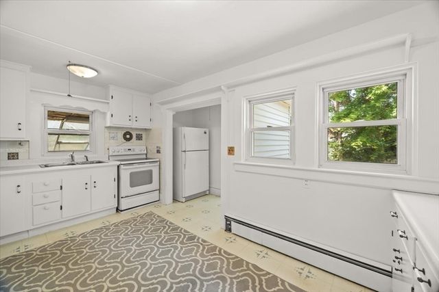 43 Prospect, Falmouth, MA 02540