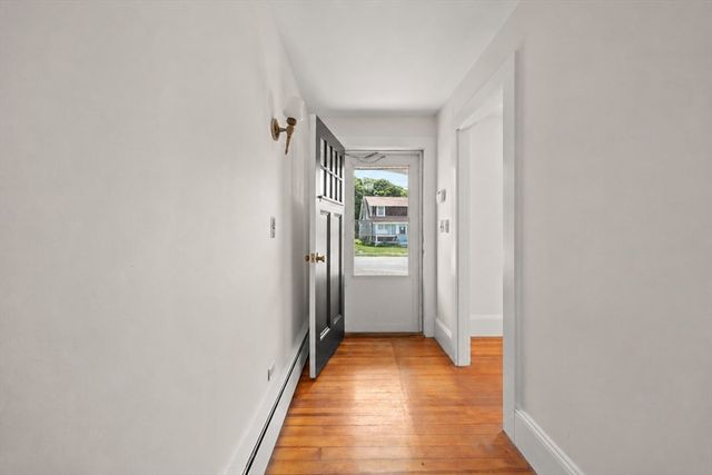 43 Prospect, Falmouth, MA 02540