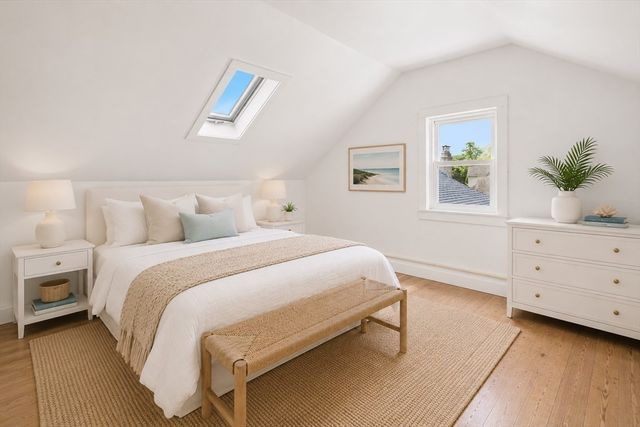 43 Prospect, Falmouth, MA 02540